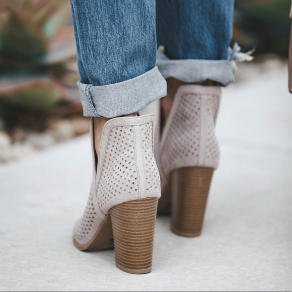 3XS HP Peeptoe perforated Bootie - Picture 5 of 8